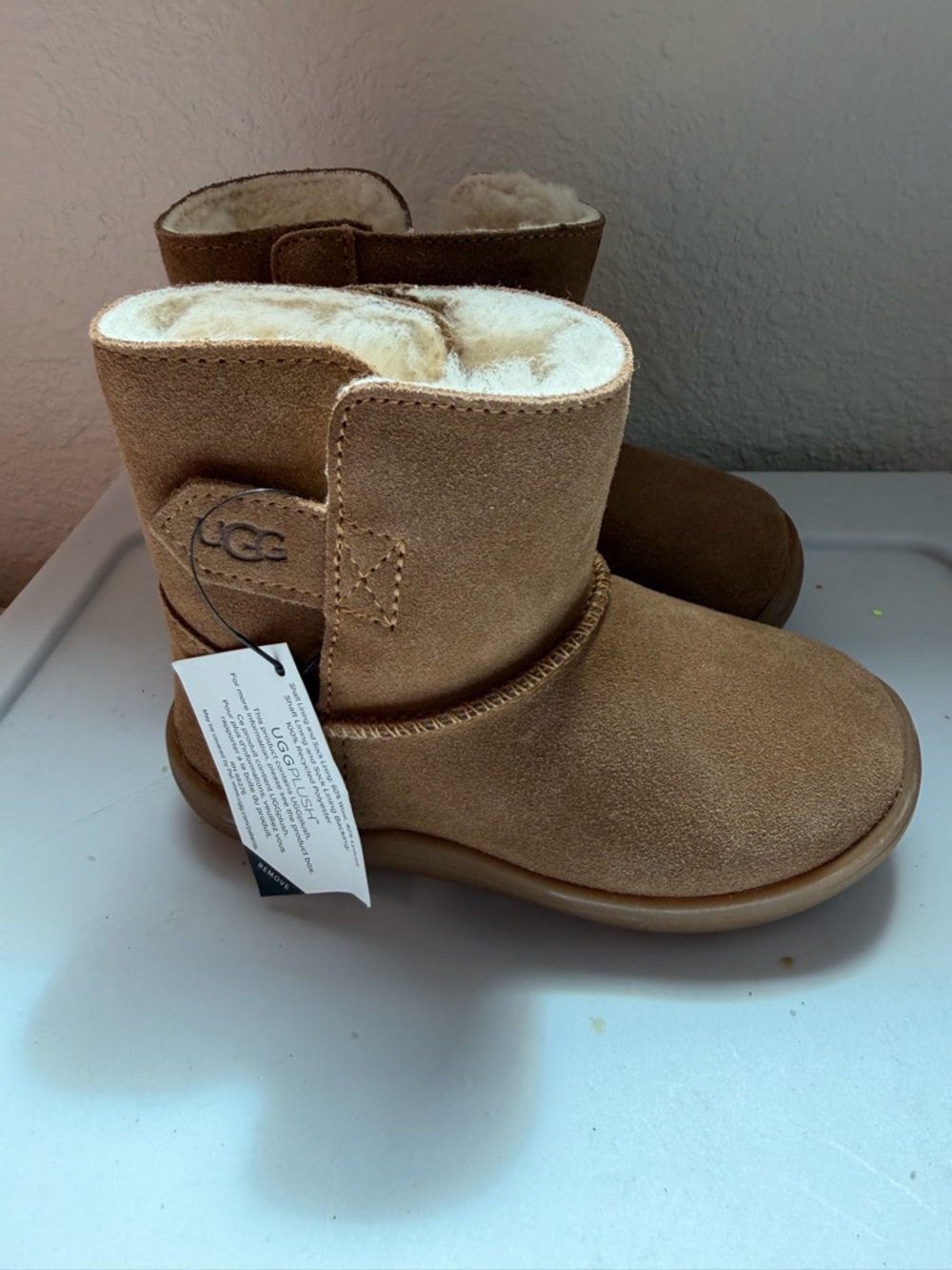 UGG Kids Short Chestnut Suede Shearling Boot